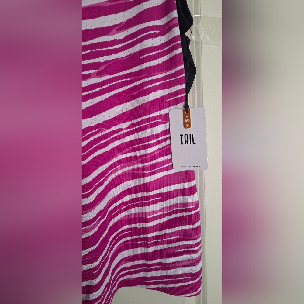 Tail Activewear Magenta & White Zebra Striped Sleeveless Golf Top Siize L Golf - Picture 4 of 10